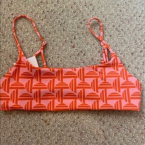Skatie bikini top Tropicana print NWT
